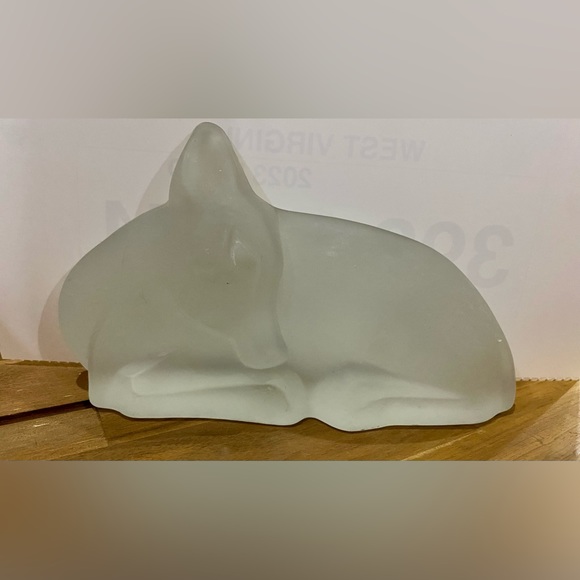 Art Deco Satin Glass Deer. Designed by Lucienne Bloch - Picture 1 of 3